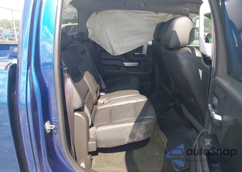 2017 Chevrolet Silverado 1500 1Lt из США, поврежденный, VIN 3GCPCRECXHG113975